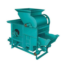 Groundnut Decorticator Machine, 300 kg/hour Capacity