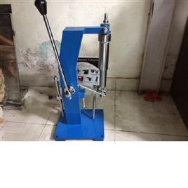 Cost-Effective Manual Liquid Filler Machine