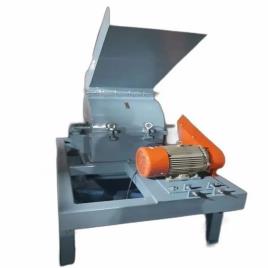 Semi Automatic Lump Breaking Machine