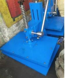 Manual Kapoor Packaging Device