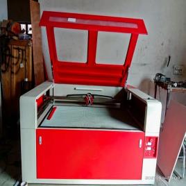 Acrylic MDF Laser Foam Cutter