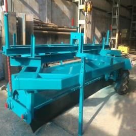 Mechanical Broom Sweeping Machine