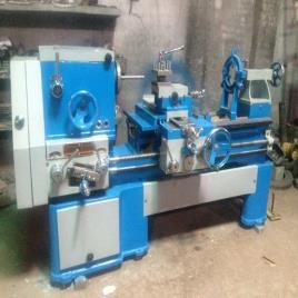 Medium Duty Standard Bore Lathe Machine