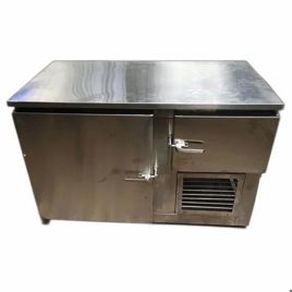 Medium Capacity Deep Freezer