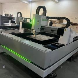 Automatic Metal Fiber Laser Machine
