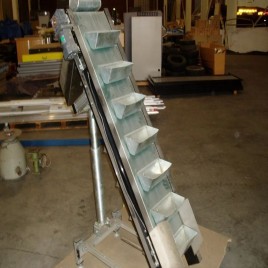 Mild Steel Small Capacity Bucket Conveyor