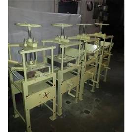 Mild Steel Chalk Machine