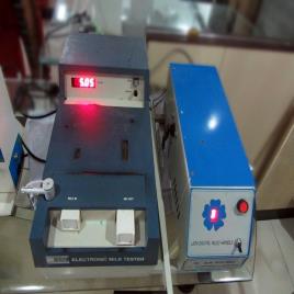 Mild Steel Electronic Milk Testing Machine, 220V