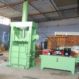 5 Ton Mild Steel Manual Hydraulic Baling Machine