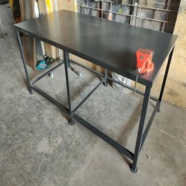 Mild Steel Rectangular Maintenance Bench