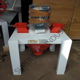 Mild Steel Semi-Automatic Flour Mill Machine