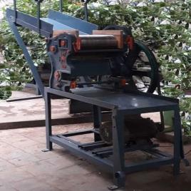 Semi Automatic Mild Steel Noodle Machine, 200 Kg/Hr