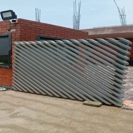 Mild Steel Sliding Office Gate