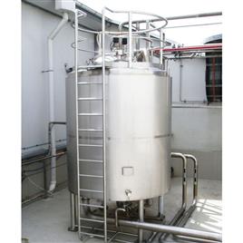 Vertical Milk Holding Tank