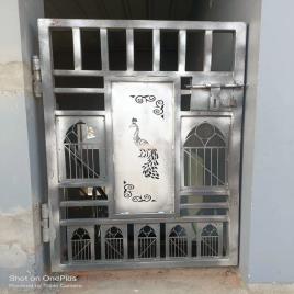Contemporary Mild Steel Home Gate