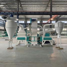 Industrial Atta Chakki Machine: Over 15 HP, 250 Kg/hr