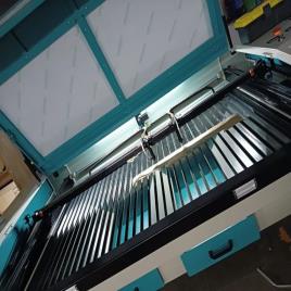 Non-Metal CO2 Laser Sheet Cutter