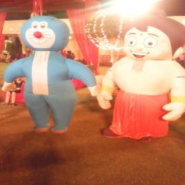 Nylon Teffeta Walking Cartoon Balloon