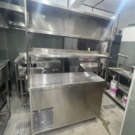 Overhead Shelves Table Top Deep Freezer 400L