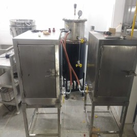 Semi-Automatic Idly Box Machine 240 Idly, 4 Feet Gas