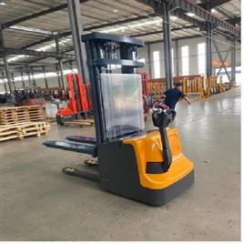 Battery Operated Pallet Machine