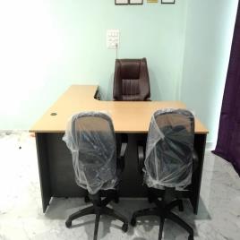Particle Board L-Shape Office Table with Storage