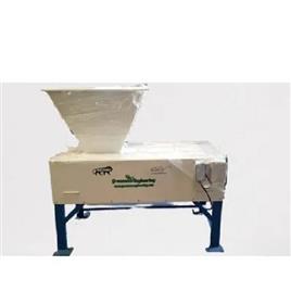 PET Bottle Shredding Device