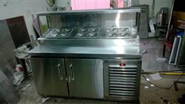 Open Pizza Preparation Station