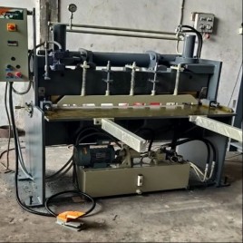 Plastic Sheet Cutting Machine, 2500MM