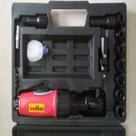 COBCAT Pneumatic Ratchet Wrench