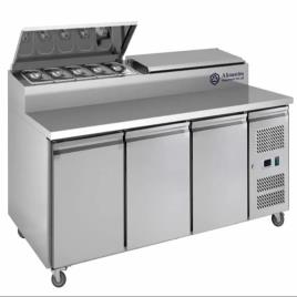 Restaurant Makeline Preparation Counter