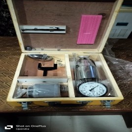 Laboratory Moisture Tester