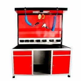 Red Manual Garage Engine Table