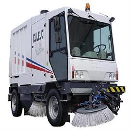 4-Wheel Truck Road Sweeping Machine