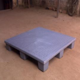 Roto Molded Plastic Pallets