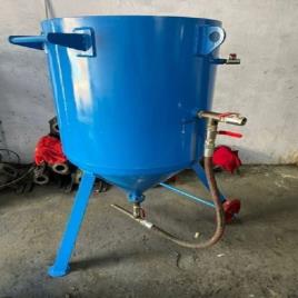 Sand Blasting Hopper, 1000 Kg, 5 Hp Single Phase