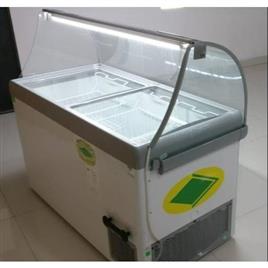 Ice Cream Parlour Freezer