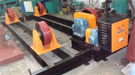 Self-Aligned Welding Rotation Equipment