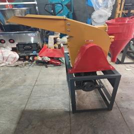 5 HP Semi Automatic Masala Grinding Equipment