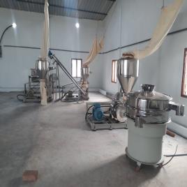 Semi-Automatic Chilli Grinding Machine - Three Phase