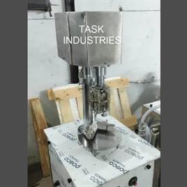 Semi Automatic Screw Cap Machine
