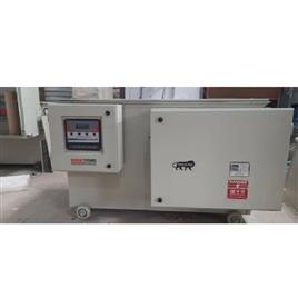 Microcontroller Servo Controlled Voltage Stabilizer