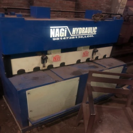 Heavy Duty Shearing Machine