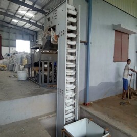Manual Bucket Elevator Conveyor (1 Ton/Hr)