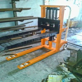 Siddh Krupa Mini Hydraulic Fork Stacker