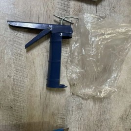 Manual Silicone Sealant Dispenser
