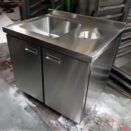 Silver Double SS Sink With Waste Chute, For Hotel