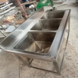 Silver SS Kitchen Sink Setup