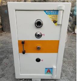 Single Door Jewellery Safe Machine