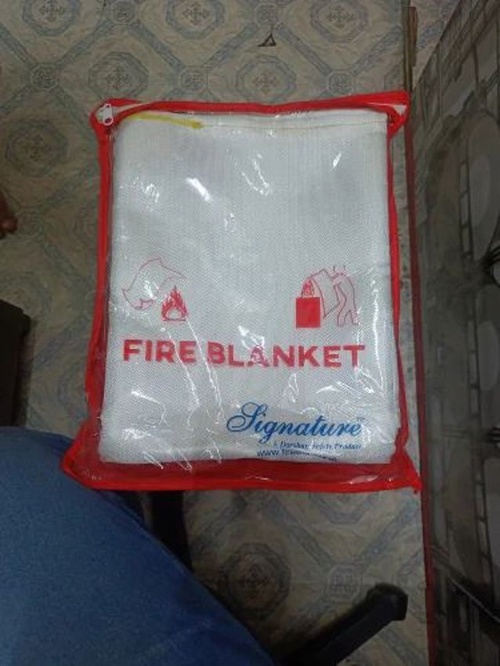1x2mtr Fiberglass Fire Safety Blanket